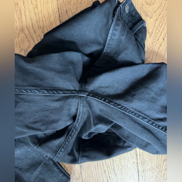 Abercrombie & Fitch Super Skinny High Rise Ankle Jeans SZ 2/26 Short Black - Picture 15 of 15